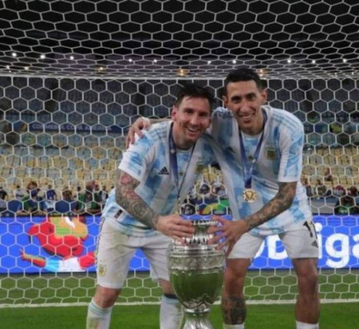Increíble: Jugadores de Argentina y aficionados se tatúan la Copa América al ganarla